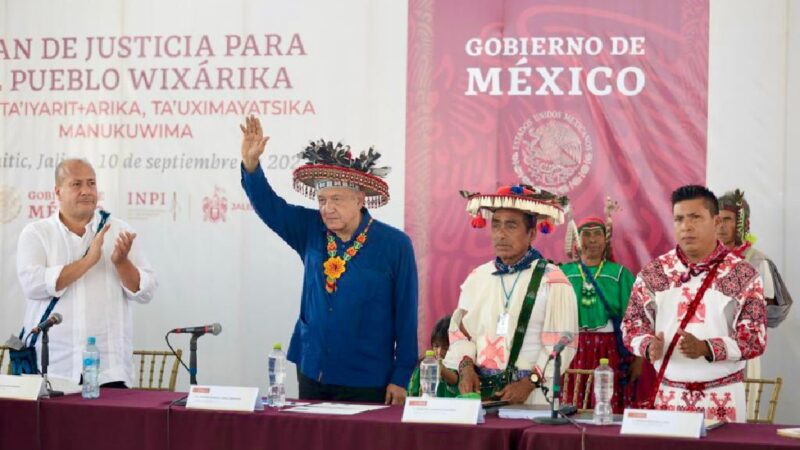 Autoridades wixárikas entregan propuesta de decreto que reconoce lugares sagrados de los pueblos wixárika, n’ayeri, o’dam y mexicanero
