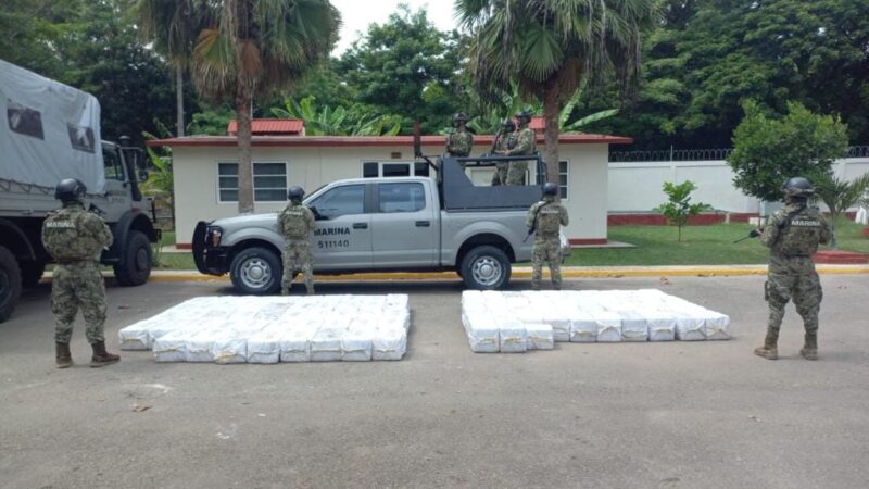 Asegura la Marina 1,800 kilogramos de cocaína en Bacalar.