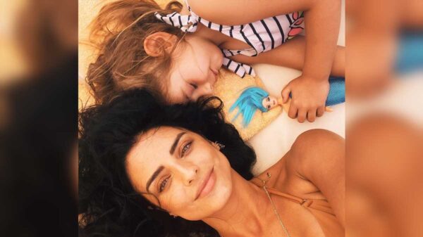 Aislinn Derbez habla de las complicaciones de ser madre