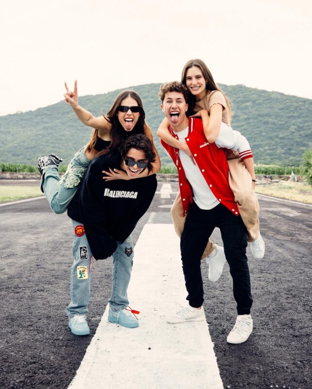 Alex Hoyer reacciona a las crisis de ansiedad de Danna Paola