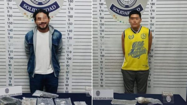 Detienen a dos sujetos por delitos contra la salud en Playa del Carmen.
