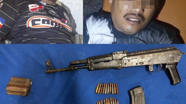 Caen dos individuos en Cancún por portación de arma de fuego