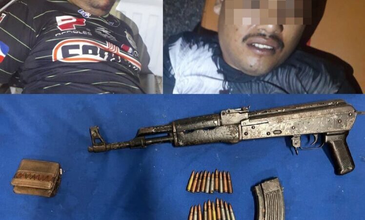 Caen dos individuos en Cancún por portación de arma de fuego