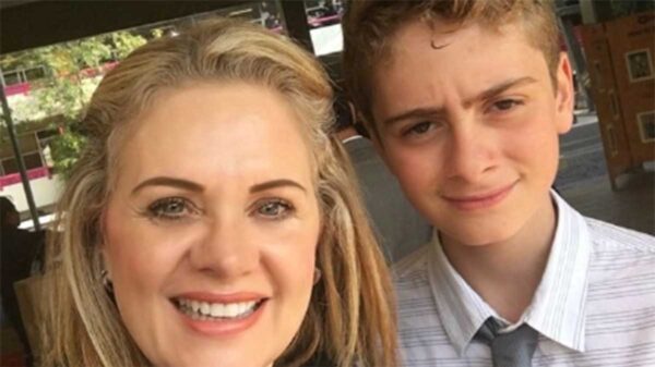 Erika Buenfil fue discriminada por ser madre soltera