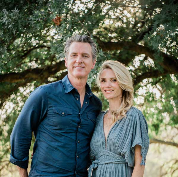 Esposa del Gobernador de California busca justicia contra Harvey Weinstein