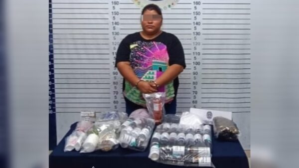 Cae fardera en tienda de autoservicio de Playa del Carmen.