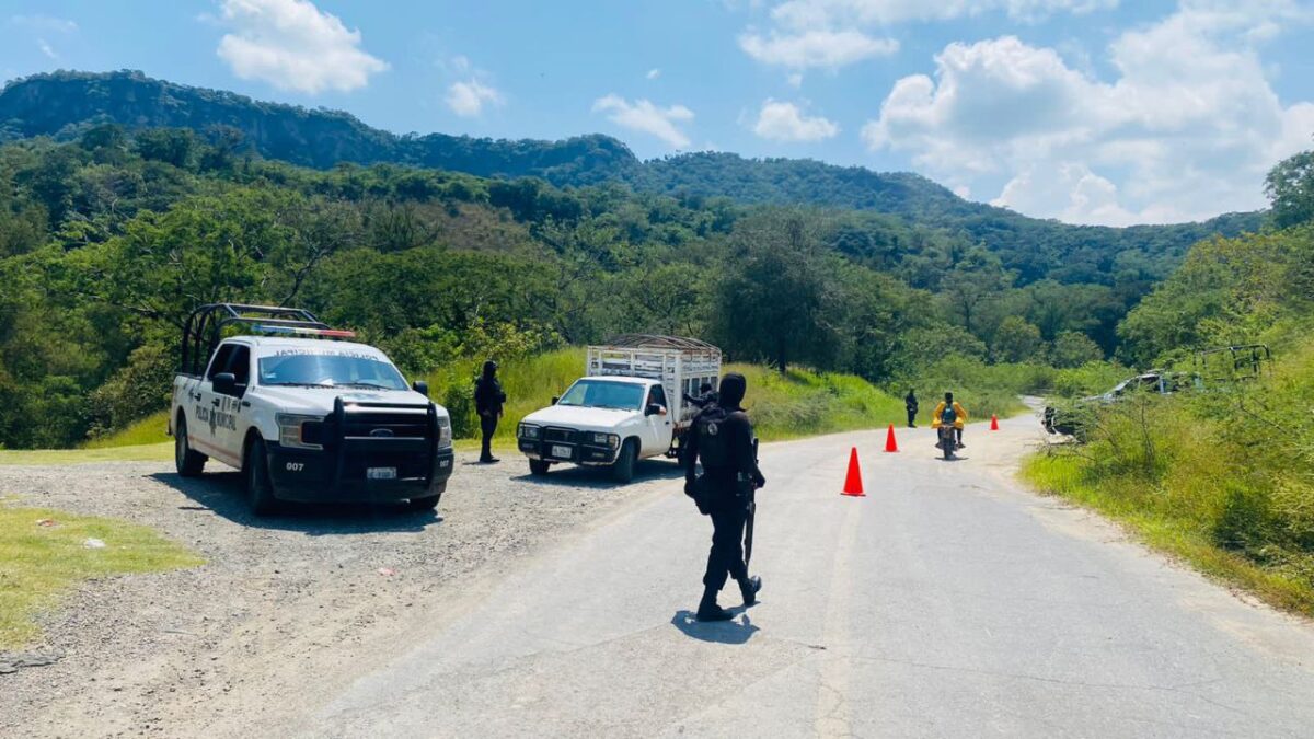 Reportan desaparecido a periodista en Taxco, Guerrero; implementan operativo para la localización de Jorge Chew Cervantes. Participa la Marina.