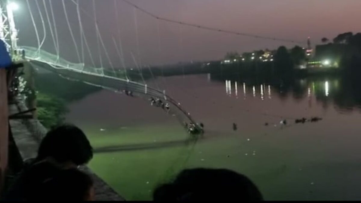 Colapso de un puente en la India provoca la muerte de al menos 40 personas; las operaciones de socorro y rescate continúan en Gujarat.