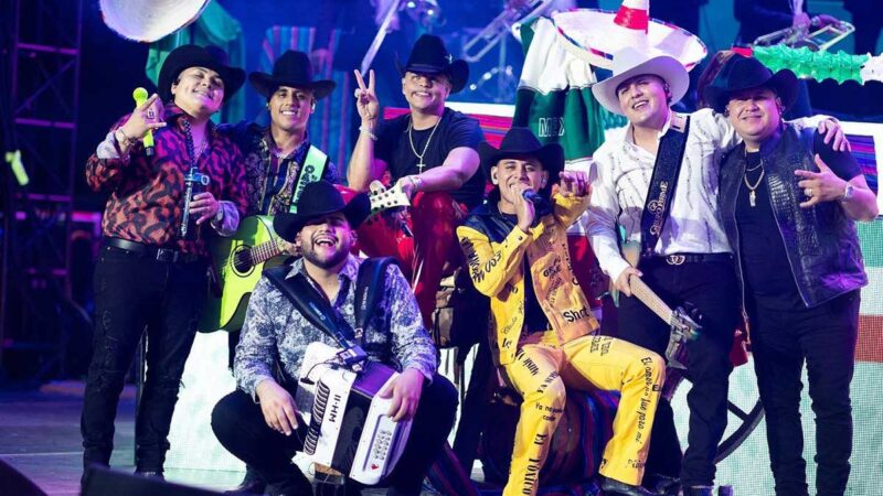 Grupo Firme anuncia que lanzará una serie de sus giras