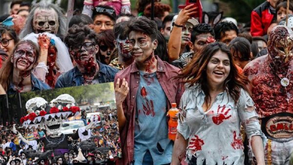 Invaden "zombis" centro histórico de la CDMX