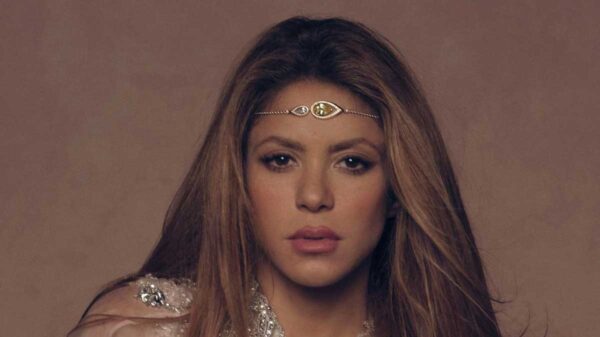 Shakira estrena oficialmente su sencillo "Monotonía", canción dedicada a Piqué