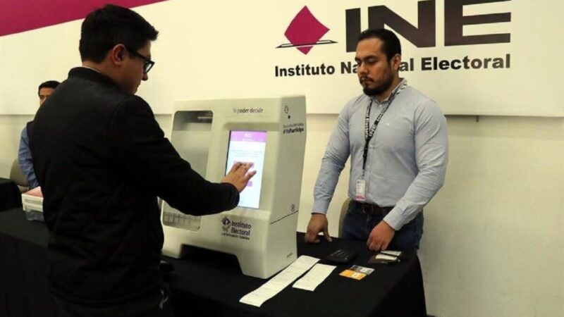 Voto electrónico, opción a analizar para reforma electoral: AMLO
