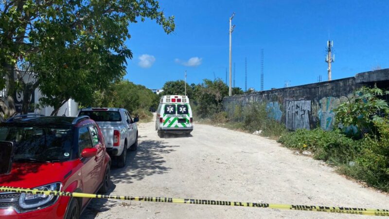 Hallan ejecutado a un joven en la zona de Corales en Cancún (VIDEO).