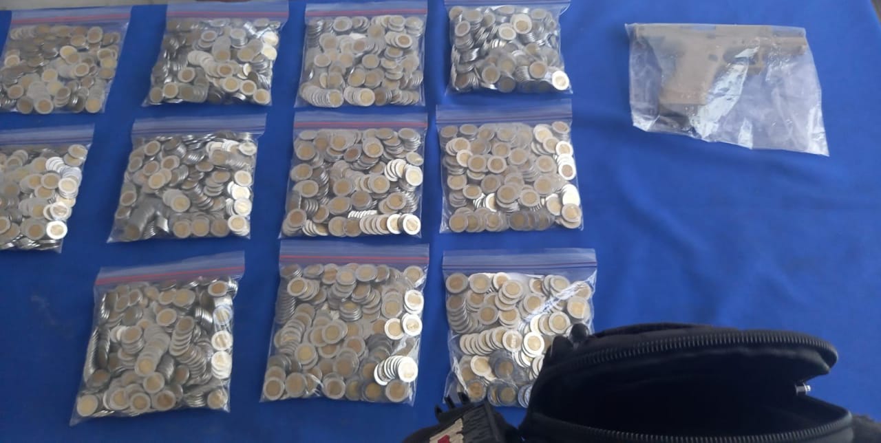 Detenidos tras robo a mano armada en comercio de la Supermanzana 220; cinco hombres y una mujer habían logrado botín de $5 mil.