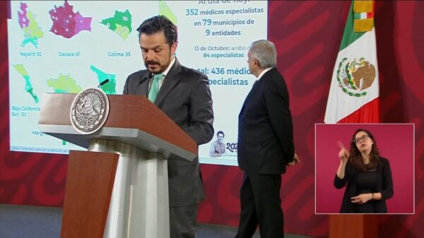 Suman 352 médicos cubanos en 79 municipios del país: IMSS