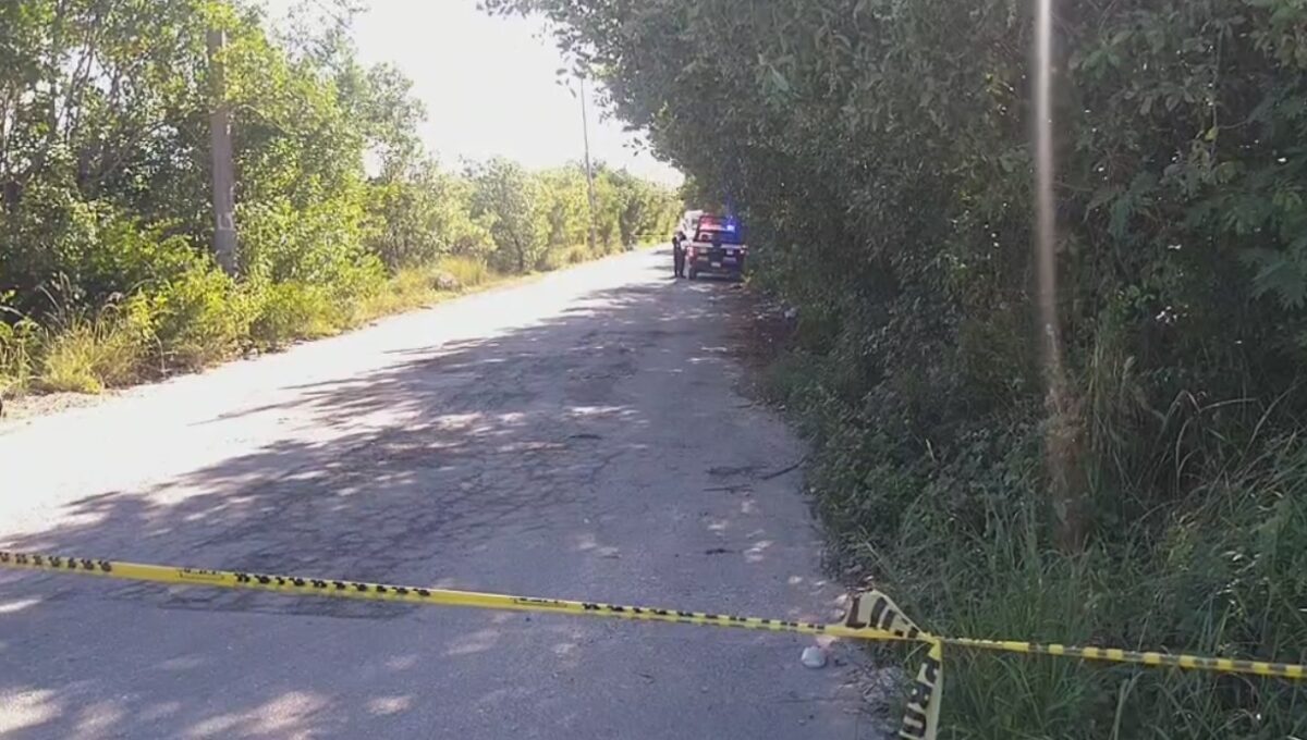 Hallan el cuerpo de un ejecutado en la zona de Punta Sam; la víctima, aparentemente un hombre, fue envuelto con una lona.