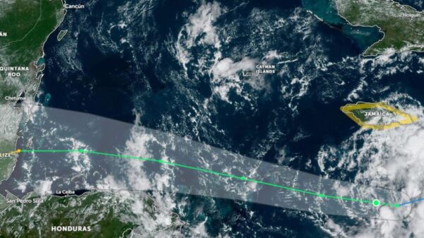 Clima: Se forma la tormenta tropical ‘Lisa’ al sur de Jamaica.