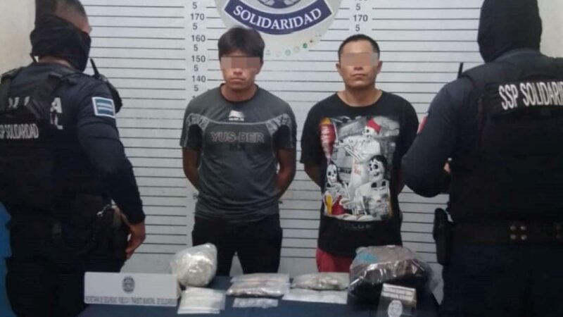 Caen tres narcomenudistas en poder de la Policía en Playa del Carmen.