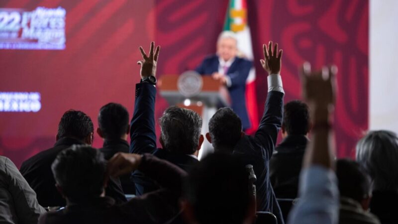 “‘Rebelión’ en FGR por detención de Murillo Karam en caso Ayotzinapa”