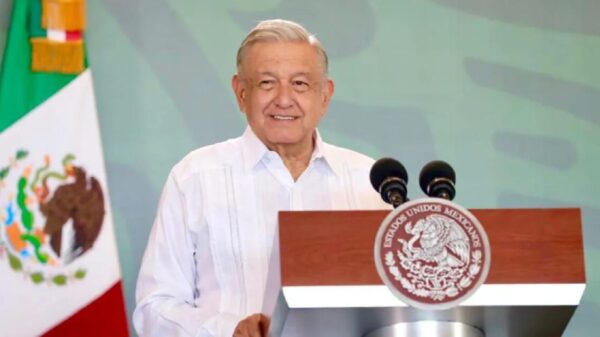 Ofrece AMLO facilidades a marcha en “defensa del INE”