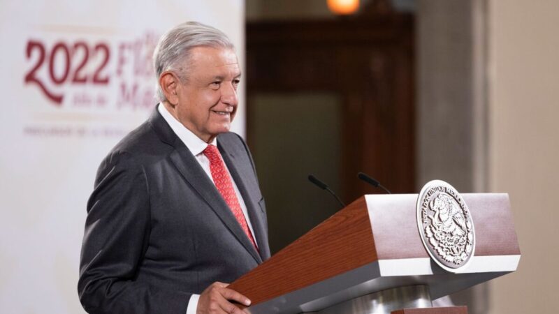 Reclama AMLO falta de transparencia en universidades públicas