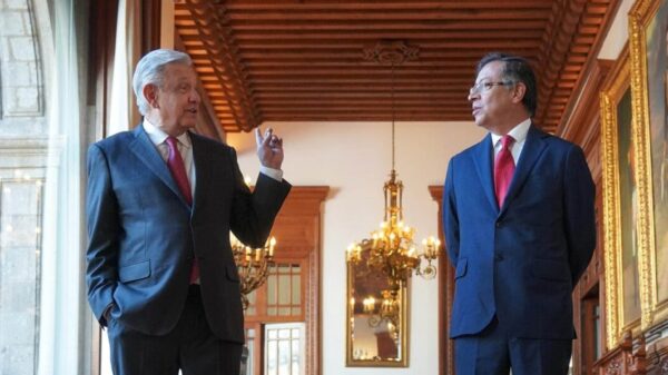 Resalta AMLO hermandad entre México y Colombia