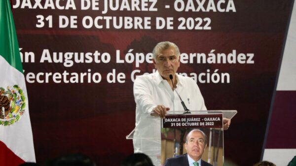 SG: Sí hay denuncia contra Felipe Calderón, en la Corte de La Haya