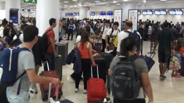 Iguala Aeropuerto de Cancún vuelos del pasado fin de semana