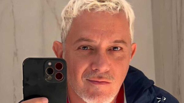 Alejandro Sanz pide ayuda a internautas para hacer un hilo en Twitter y se hace viral