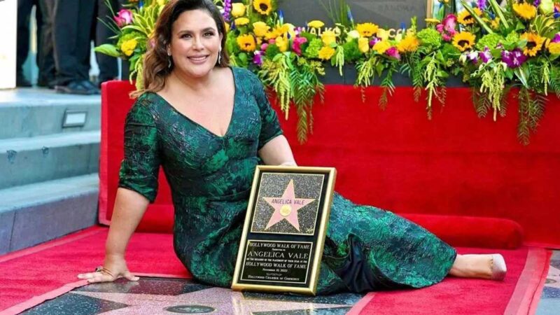 Angélica Vale recibe su estrella en el Paseo de la Fama de Hollywood