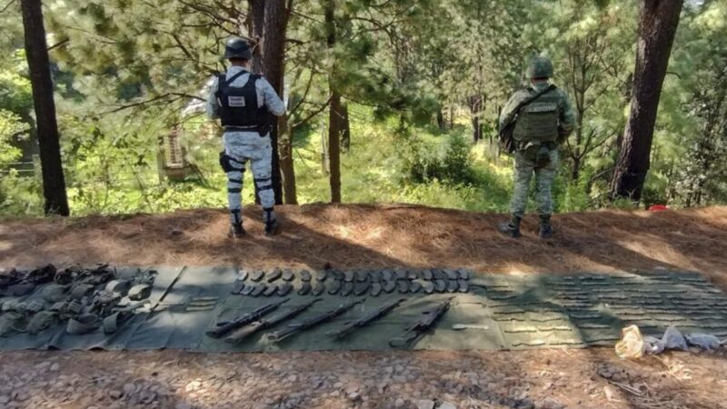 Incauta Sedena armas y equipo militar en Michoacán
