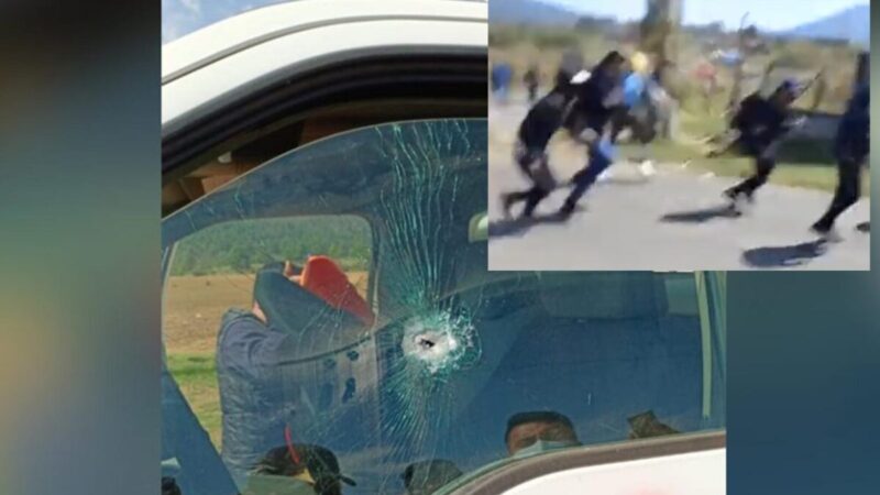 A balazos, policía de Michoacán disuelve manifestación de indígenas