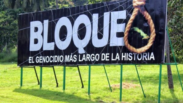 “¡Vergüenza!”, mantener bloqueo a Cuba: AMLO