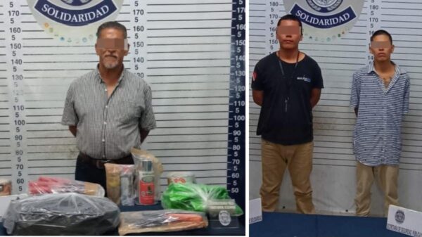 Detienen en Playa del Carmen a cuatro sujetos por robo.