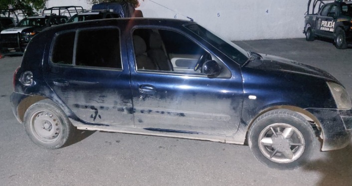 Automóvil del presunto delincuente. 