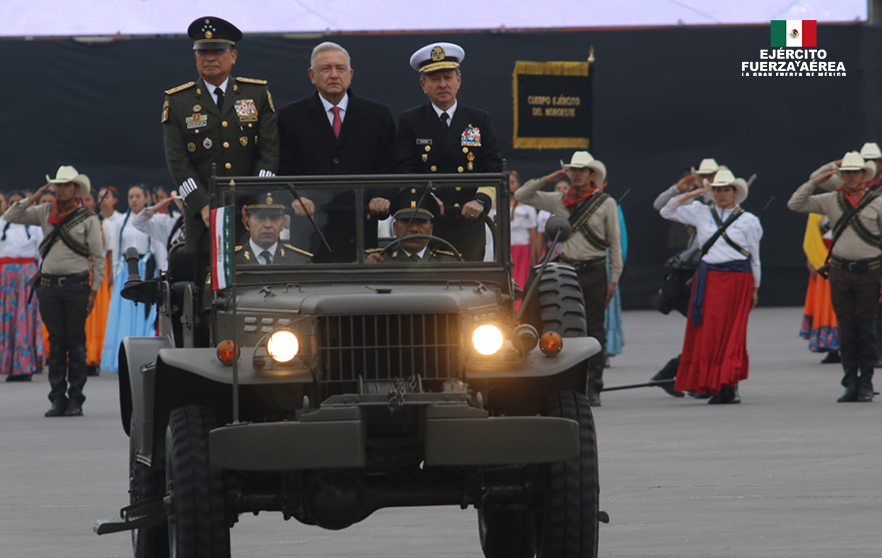 Fuerzas Armadas serán garantes de la seguridad pública: AMLO; el presidente reiteró el llamado al Ejército a ser leales al pueblo mexicano.