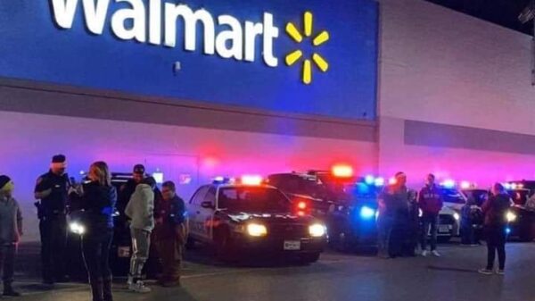 Empleado de Walmart mata a tiros a seis de sus compañeros en un supermercado.