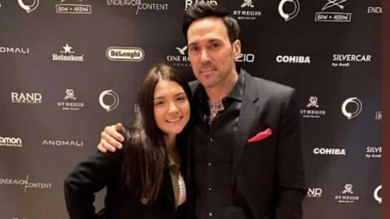 Hija de Jason David Frank le da el último adiós al actor