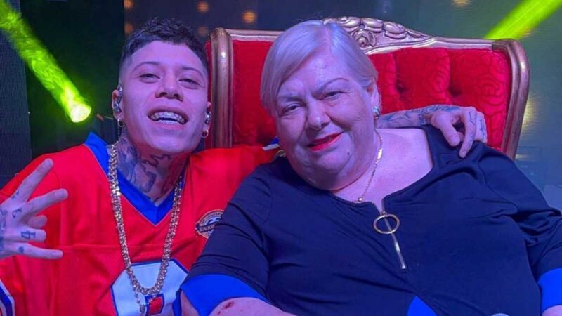 ¿Habrá dueto? Santa Fe Klan y Paquita la del Barrio comparten foto
