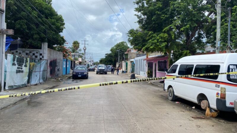 Un muerto y un herido en ataque a balazos en un taller de la Sm 96 de Cancún (VIDEO).
