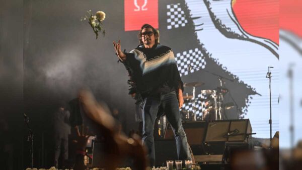 Zoé dedica concierto a sus fans Sofía y Esmeralda