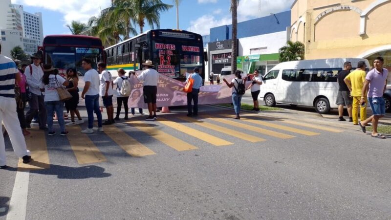 Condenan empresarios el bloqueo a la Zona Hotelera de Cancún.