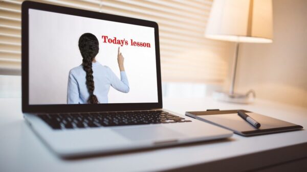 ¿Por qué formar a tus empleados para que mejoren su inglés? 5 razones basadas en la evidencia