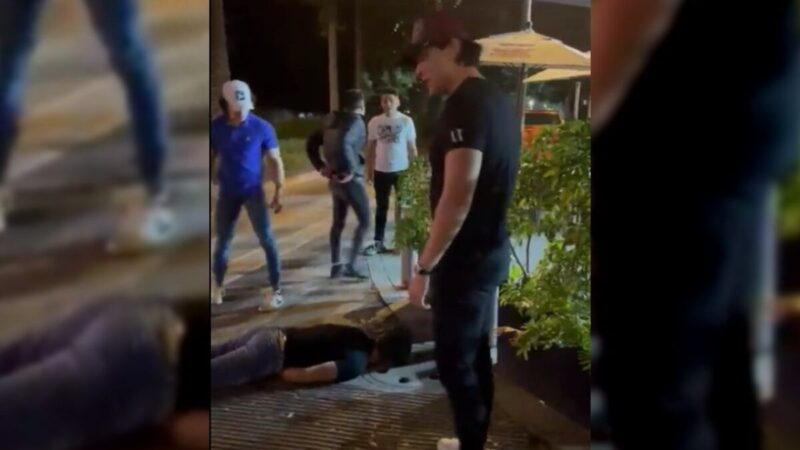 Ataque homofóbico en un restaurante de la CDMX (VIDEO).