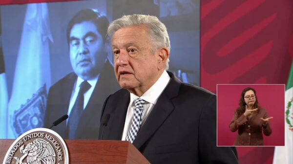 Lamenta AMLO muerte del gobernador Miguel Barbosa