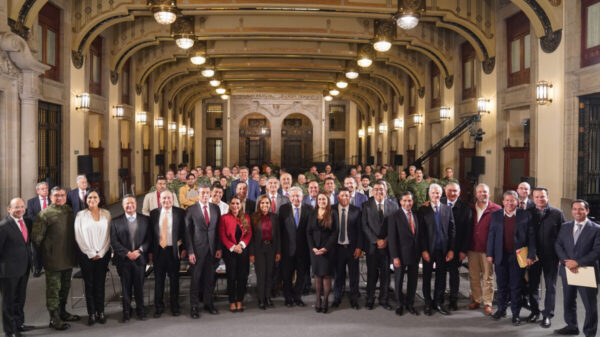 AMLO y 20 gobernadores revisan cobertura de Bancos del Bienestar