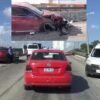 Reportan aparatoso accidente en puente de Cancún