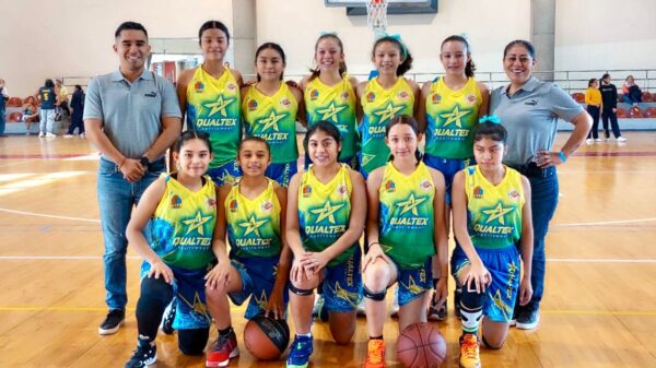 Avanza equipo de básquet femenil de Quintana Roo en el nacional