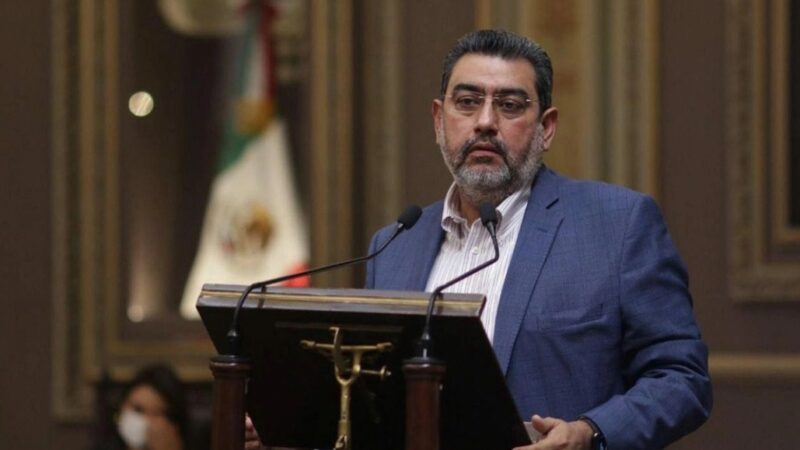 Ofrece Céspedes dar continuidad al proyecto de Barbosa en Puebla
