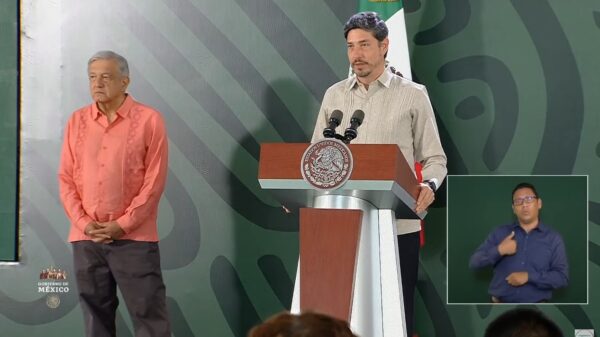 Que Perú declare a embajador “persona non grata”, es un orgullo: AMLO